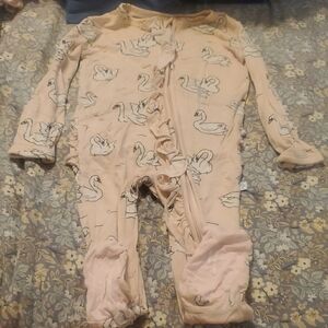 Posh Peanut 3-6 Odette Footie